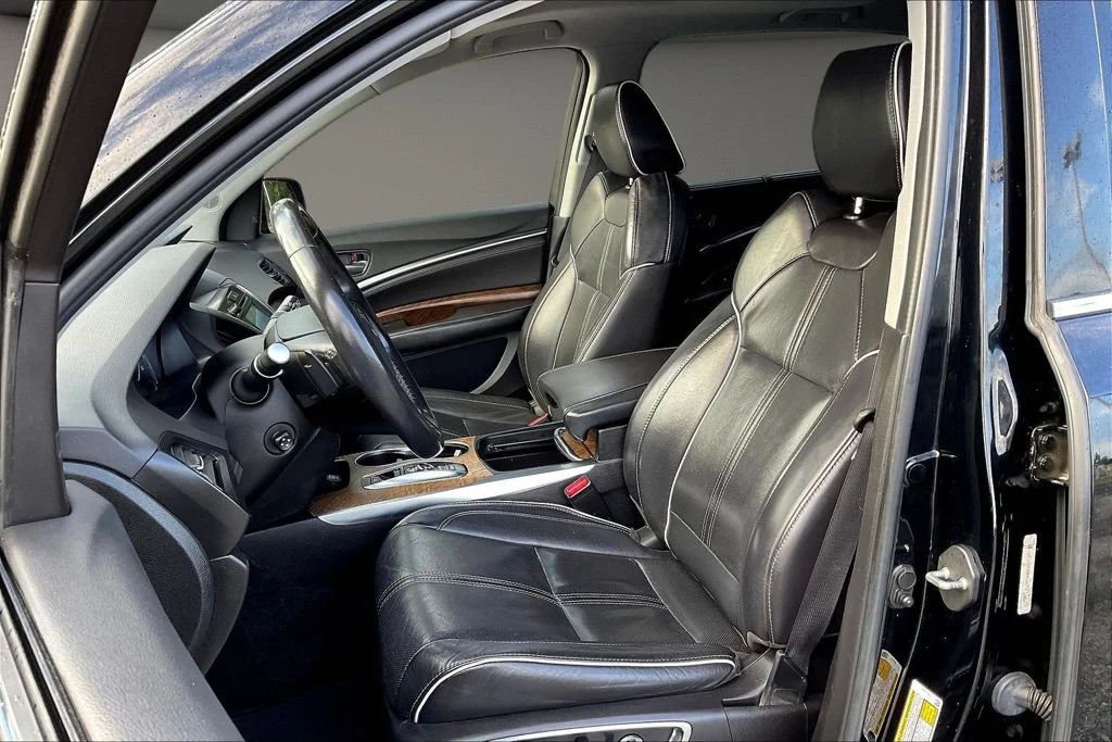 Used 2020  Acura Advance image 23