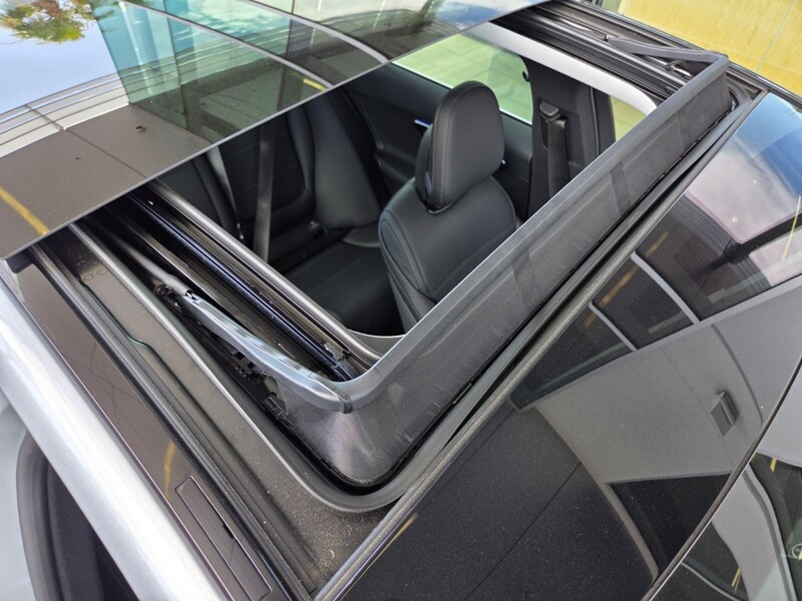 New 2026 Cirrus Silver Metallic Mercedes-Benz C 300 Sedan image 19