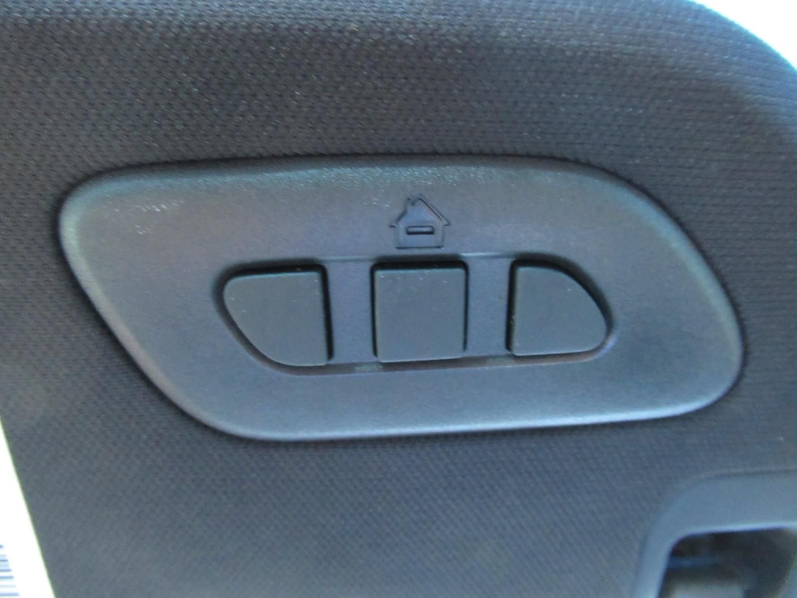 Used 2014 Red Chevrolet Base image 31
