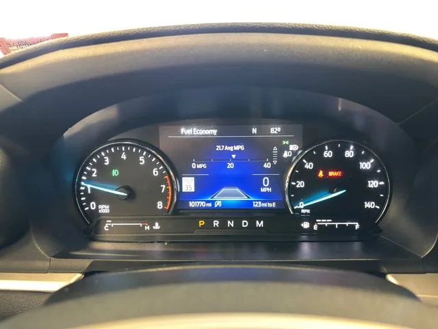 Used 2021 Gray Ford XLT image 17