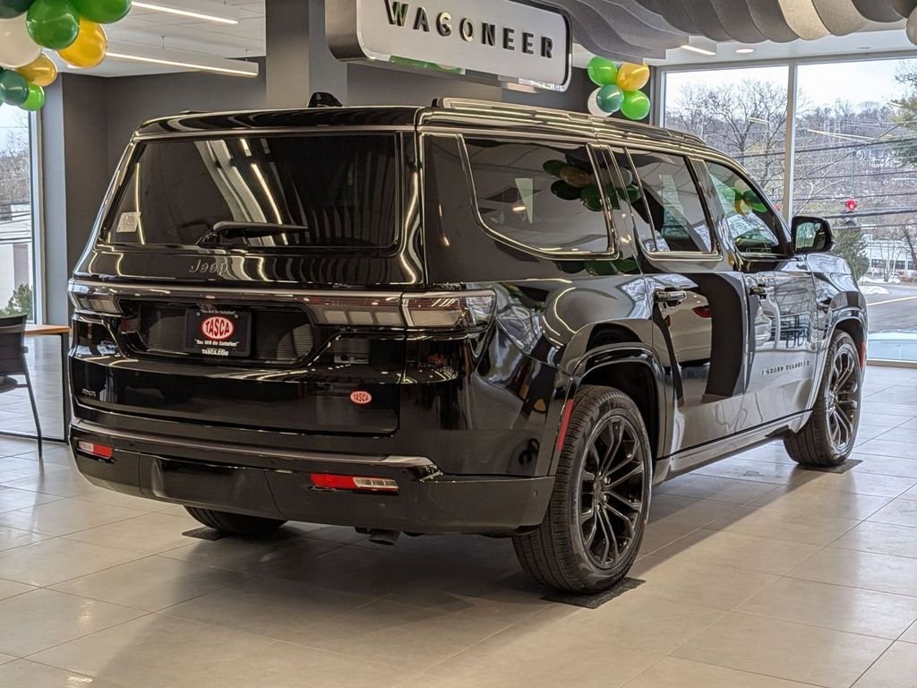 New 2026 High Gloss Black Exterior Paint Jeep Summit Obsidian image 8