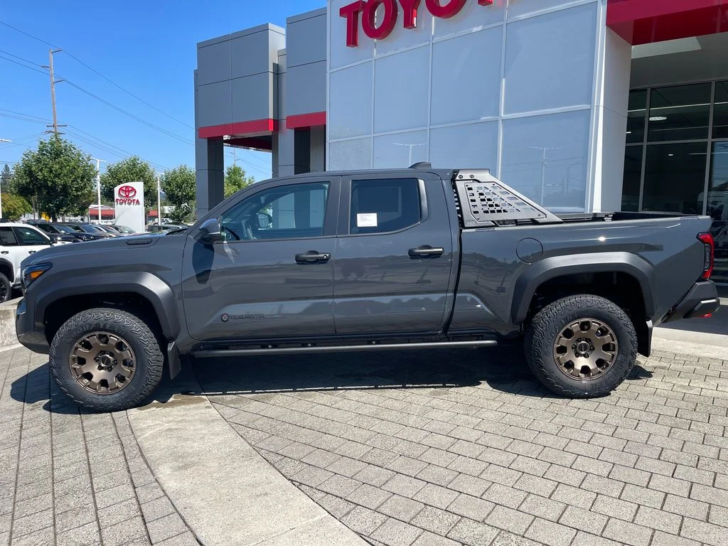 2026 Toyota Tacoma Trailhunter - Photo 2