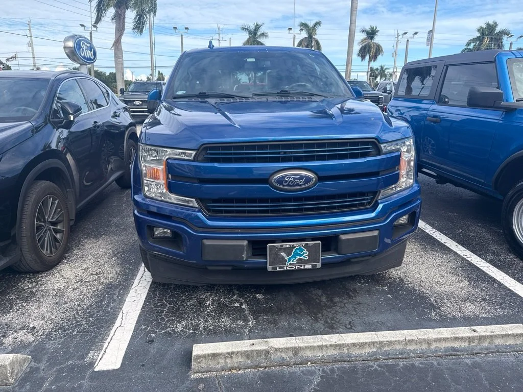 Used 2018 Blue Ford Lariat image 2