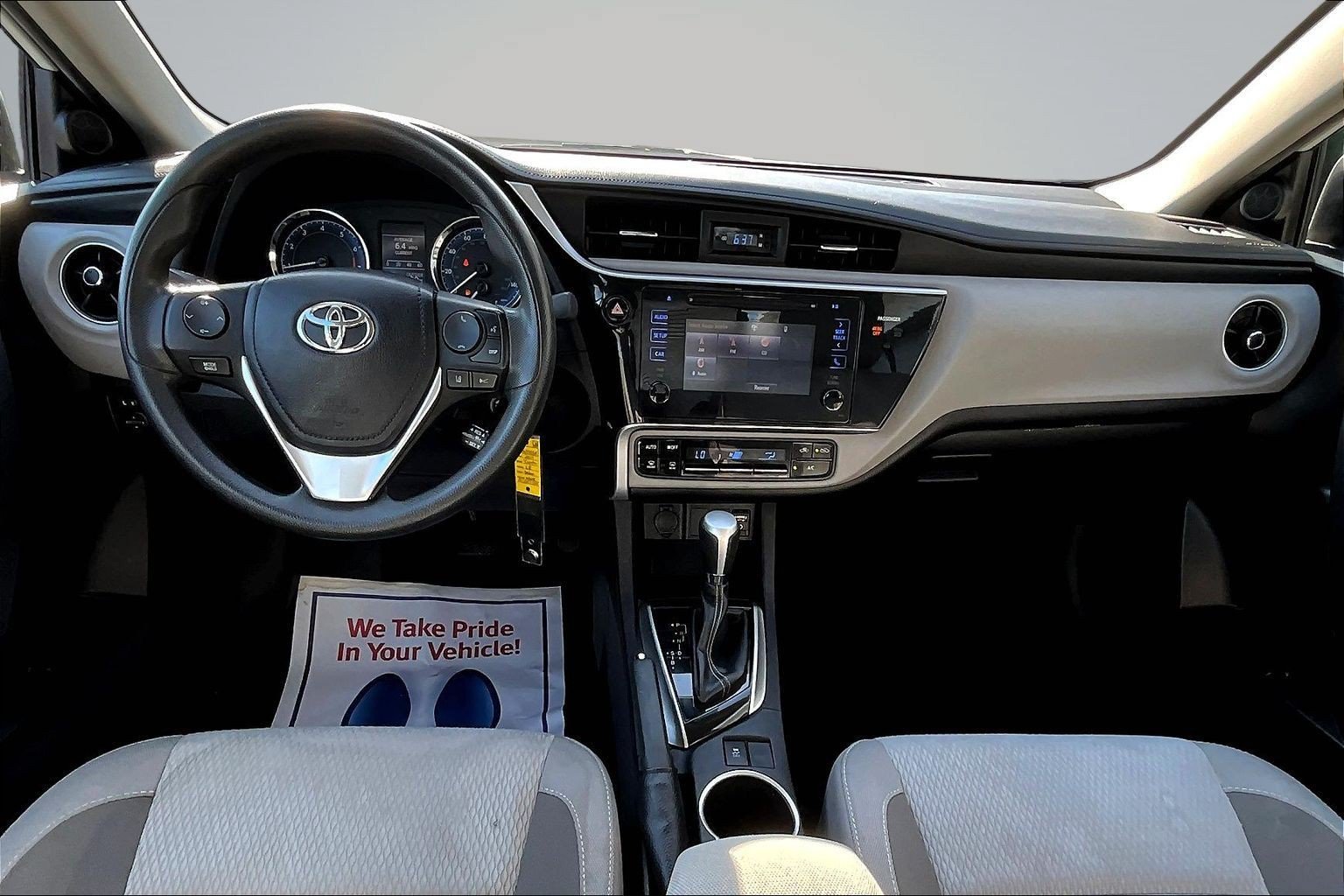 Used 2017 White Toyota LE image 6
