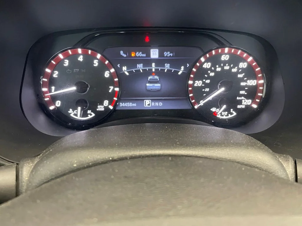 Certified Used 2022 Gray Nissan PRO-X image 7