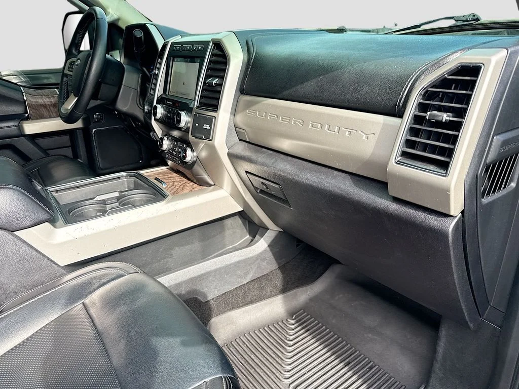 Used 2019 Black Ford Lariat image 32