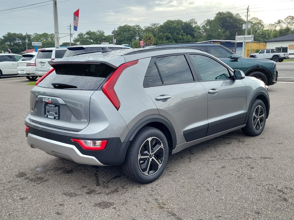 New 2026 Steel Gray Kia EX image 6