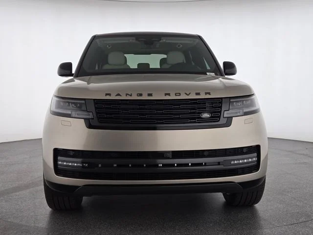 Used 2026 Batumi Gold Premium Metallic Land Rover SE image 11