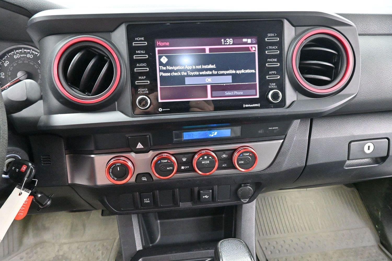 Used 2022 White Toyota SR V6 image 21