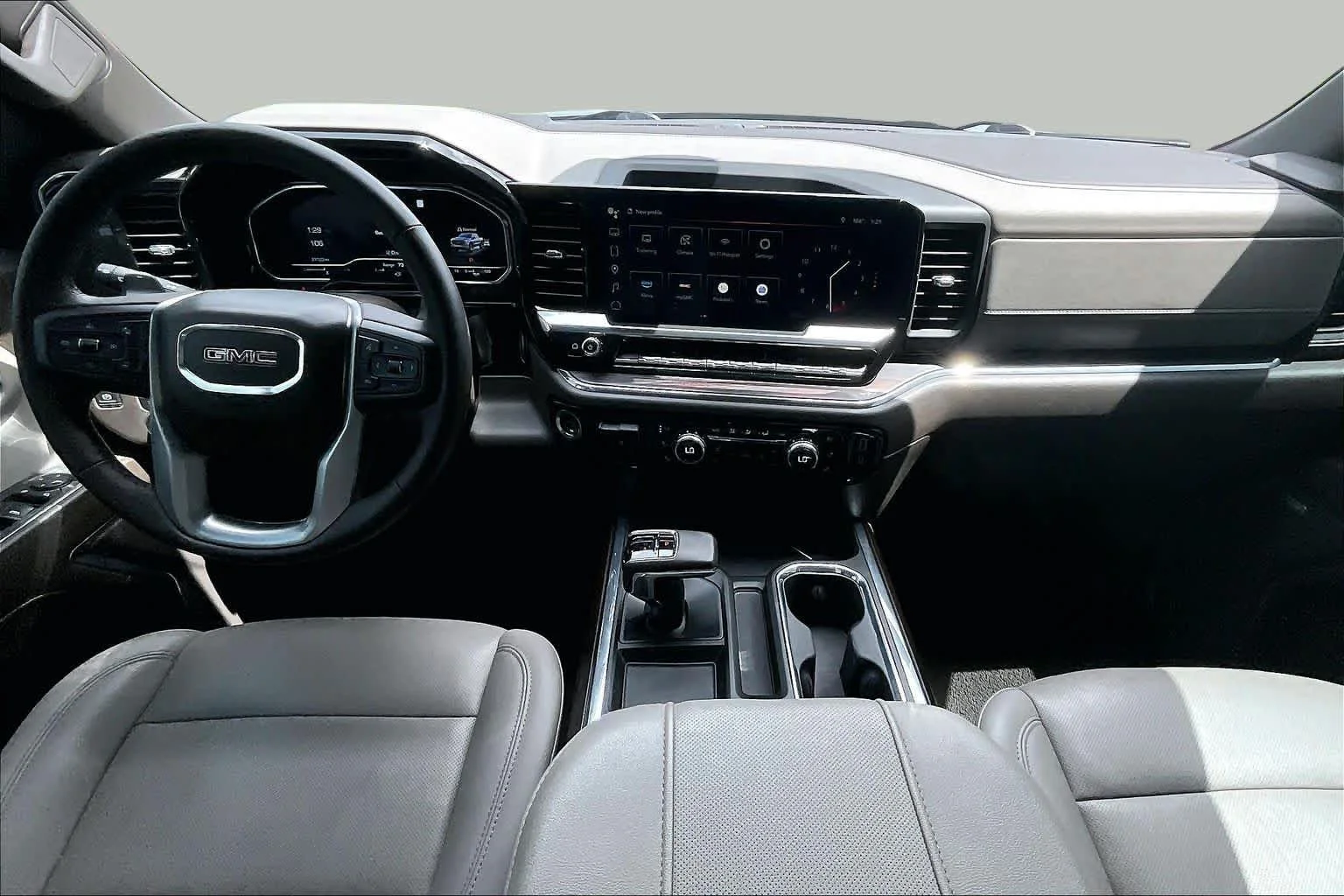 Used 2023 Sterling Metallic GMC SLT image 16