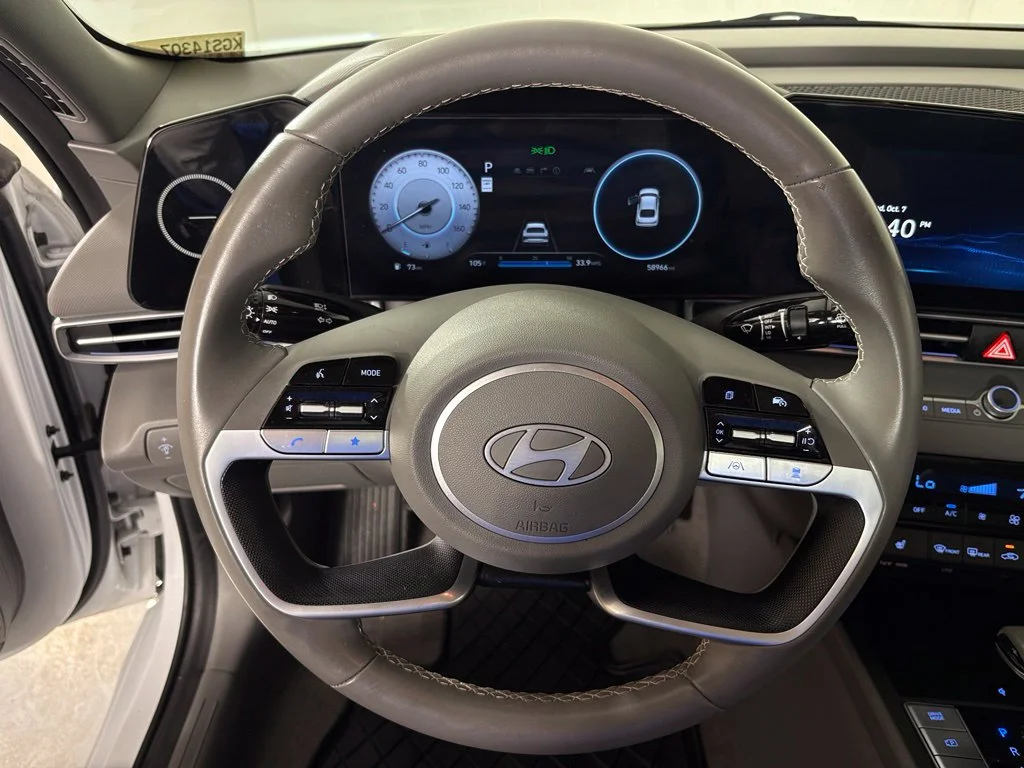 Used 2024 White Hyundai SEL image 20