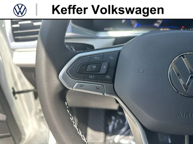 New 2026 White Volkswagen 1.5T SE image 17