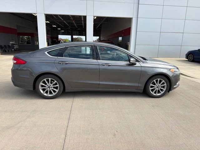 Used 2017 Gray Ford SE image 2