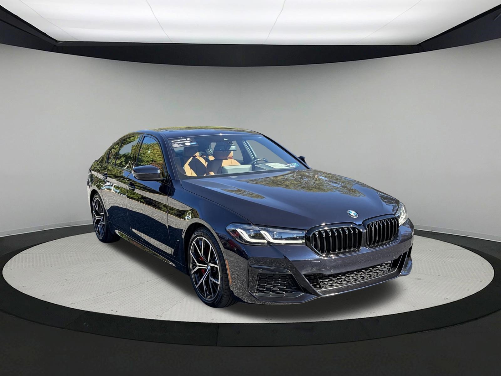 Certified Used 2023 Carbon Black Metallic BMW 530i xDrive image 3