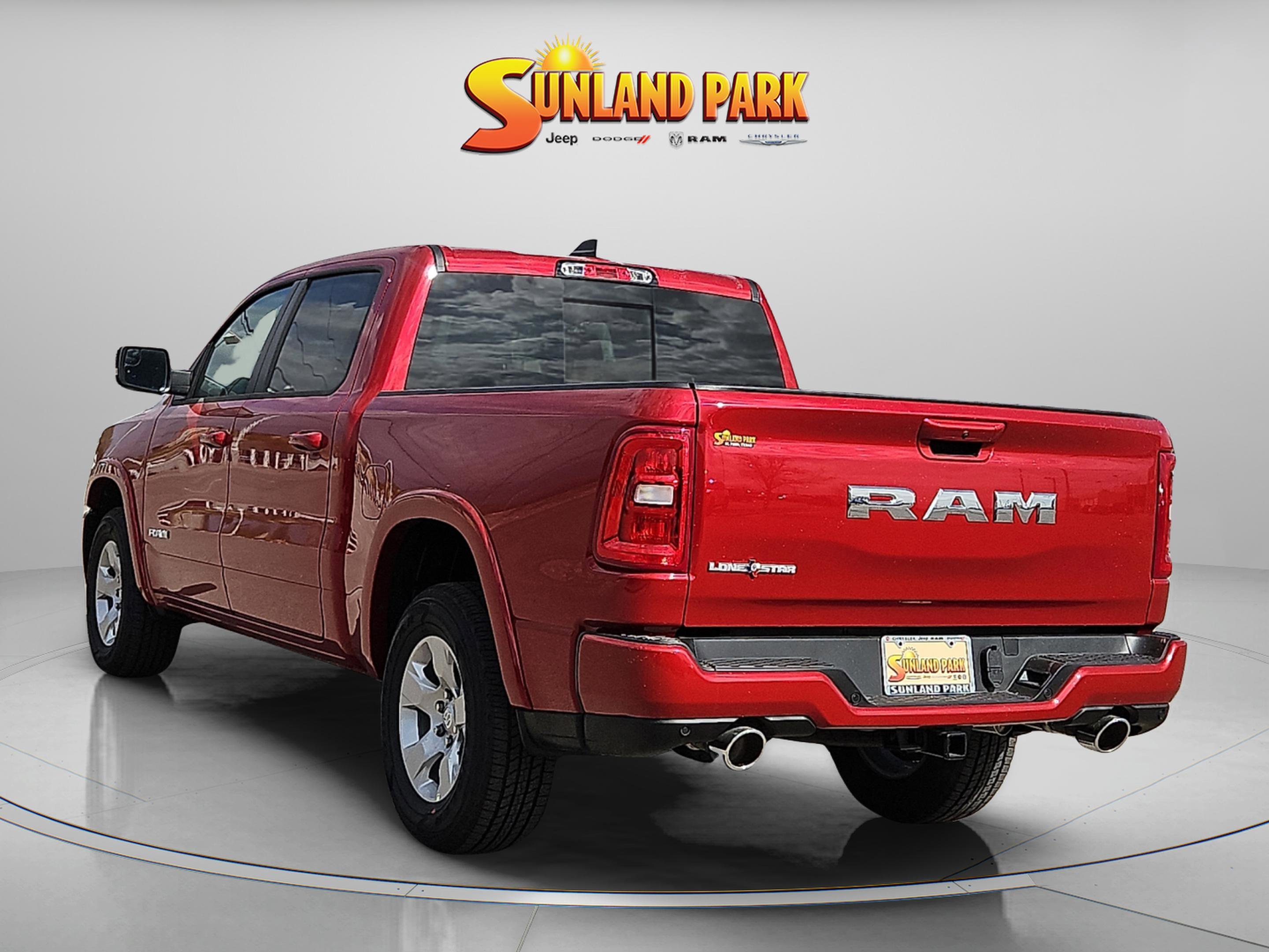 New 2026 Molten Red Pearl-Coat Exterior Paint RAM Lone Star image 5