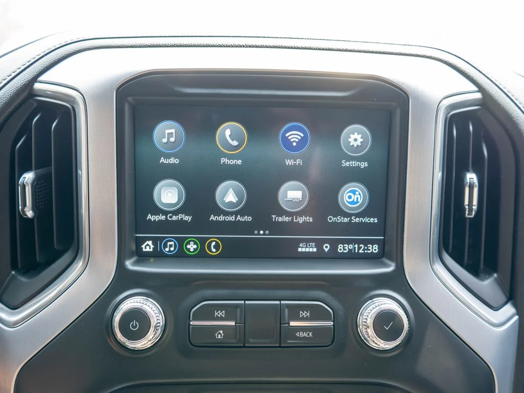 Used 2022 Gray GMC Elevation image 22