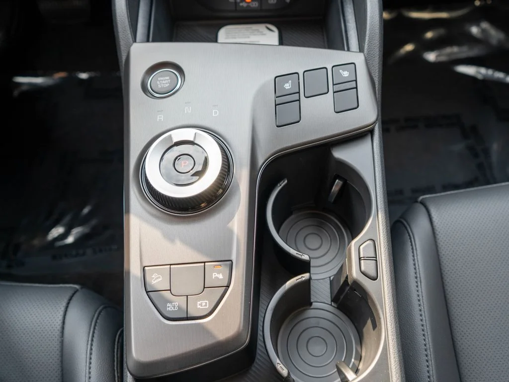 New 2026 Snow White Pearl Kia EX image 24