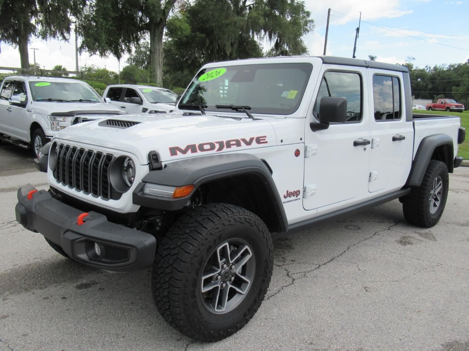 Used 2026 White Jeep Mojave image 4