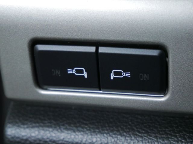 Certified Used 2020 Black Ford Lariat image 31