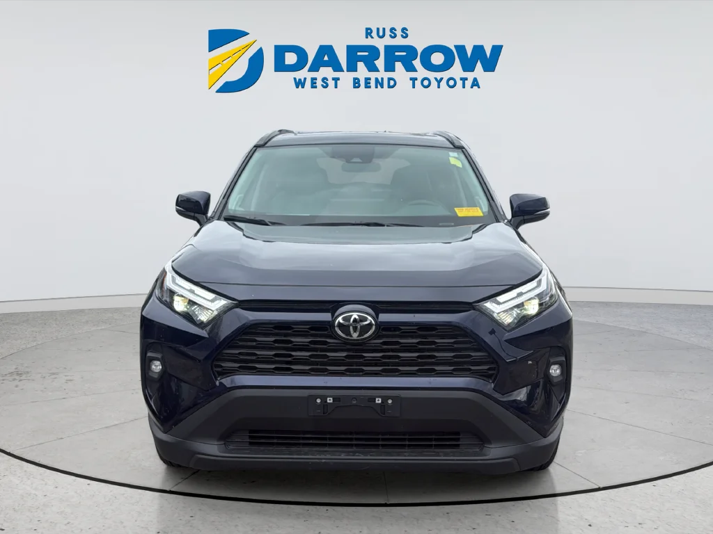 Used 2025 Blue Toyota XLE Premium image 8