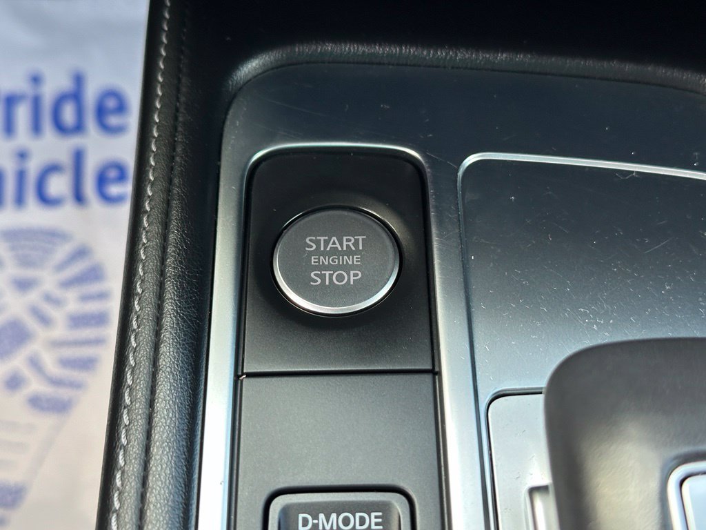 Used 2023 Gray INFINITI PURE image 35