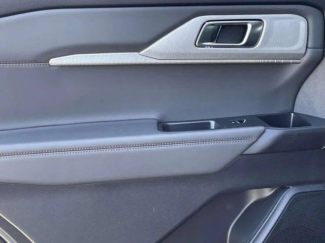 New 2026 Carbonized Gray Metallic Ford Active image 10