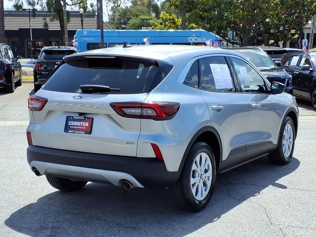 Used 2023 Silver Ford Active image 5