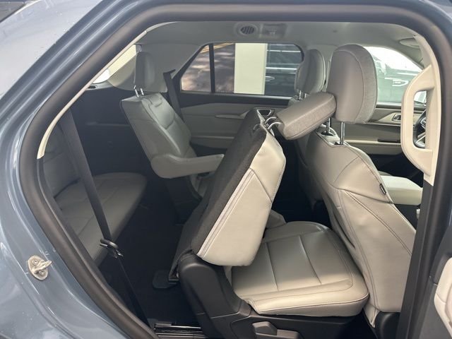 New 2026 Vapor Blue Metallic Ford Active image 38