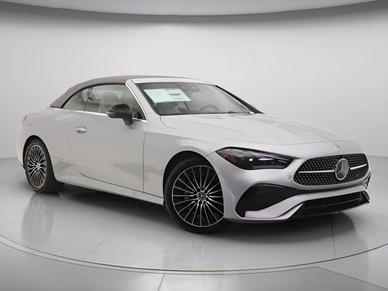 New 2026 Cirrus Silver Metallic Mercedes-Benz CLE 300 4MATIC® image 1