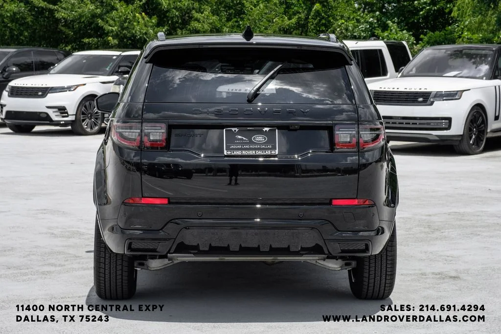 New 2026 Santorini Black Metallic Land Rover Landmark image 7