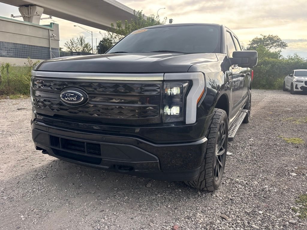 Used 2023 Black Ford Platinum image 7