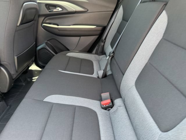 New 2026 Summit White Chevrolet LT image 22