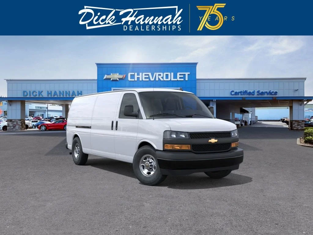 2025 Chevrolet Express 3500 Extended Work Van's photo