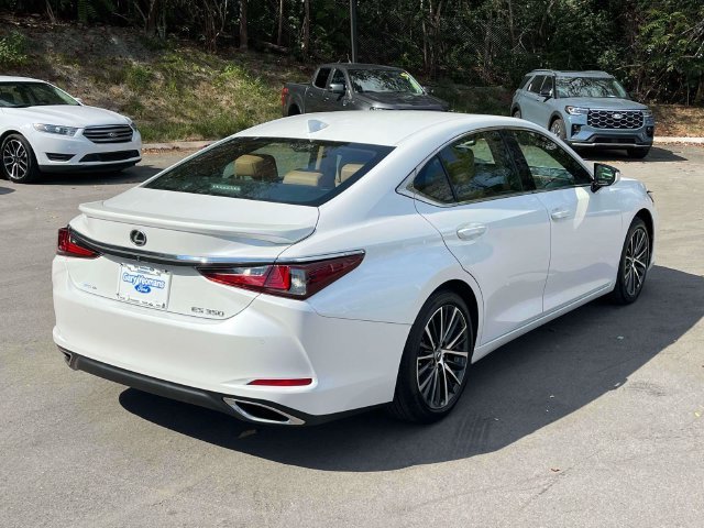 Used 2024 White Lexus 350 image 3