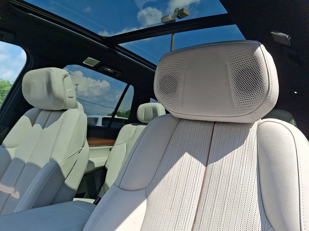 2026 Cadillac VISTIQ Luxury - Photo 17