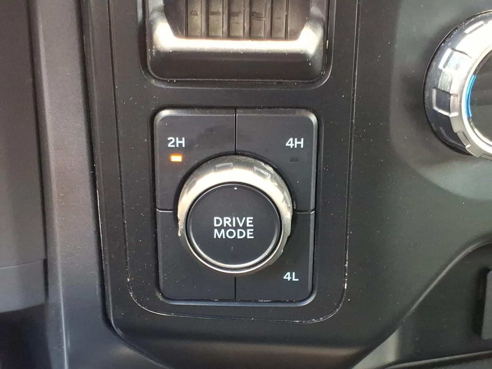 2023 Ford F-150 XLT - Photo 6