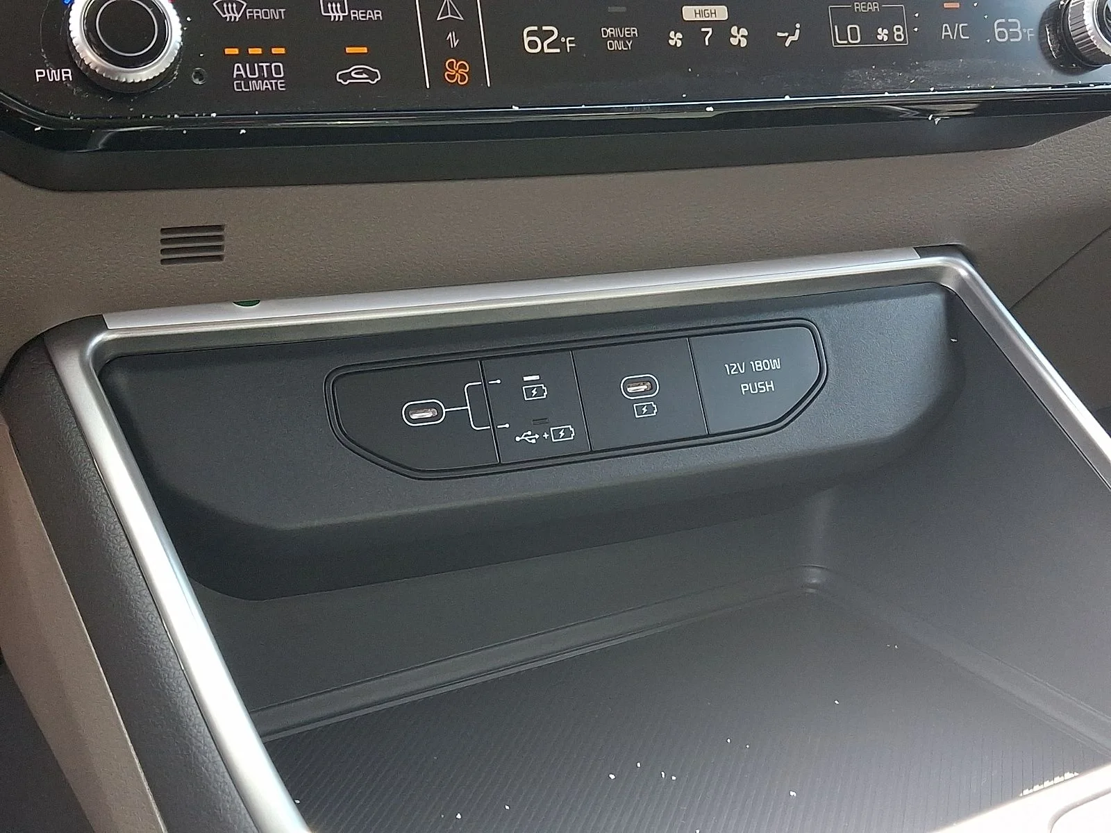 New 2027 Silver Kia LXS image 23