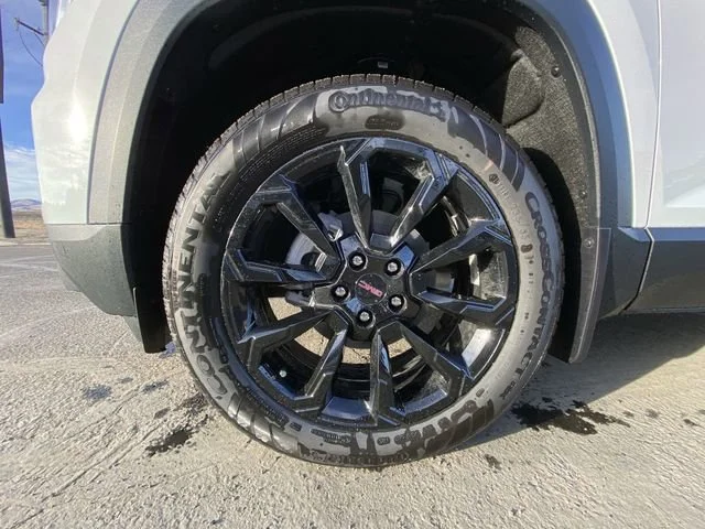 New 2026 Summit White GMC Elevation image 10