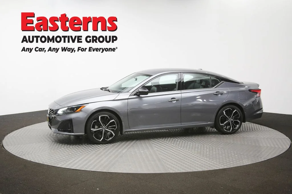 Used 2023 Gray Nissan 2.5 SR image 57