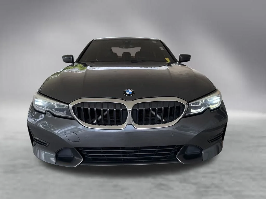 Used 2021 Gray BMW 330i image 16