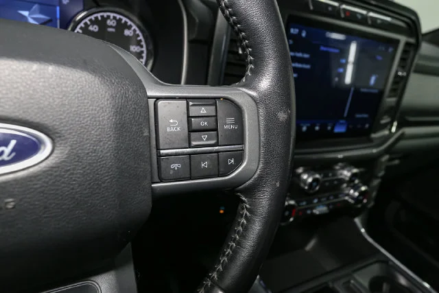 Used 2022 Black Ford XLT image 33