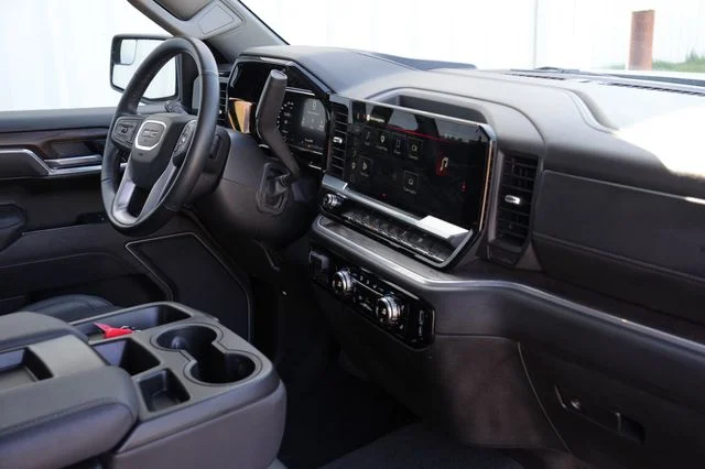 Used 2026 Silver GMC SLT image 19