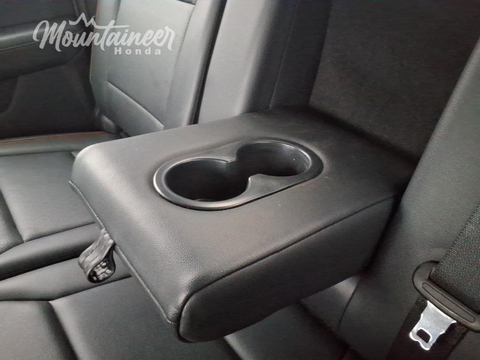 Used 2026 Avalanche Gray Ford LARIAT image 29