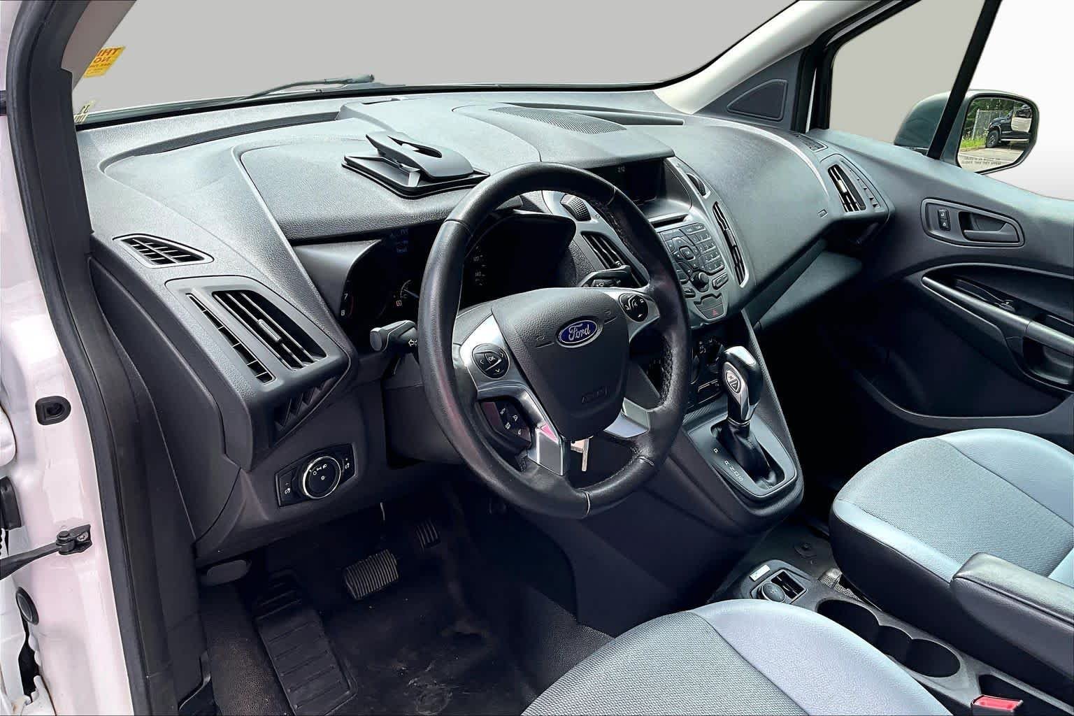 Used 2018 Frozen White Ford XL image 17