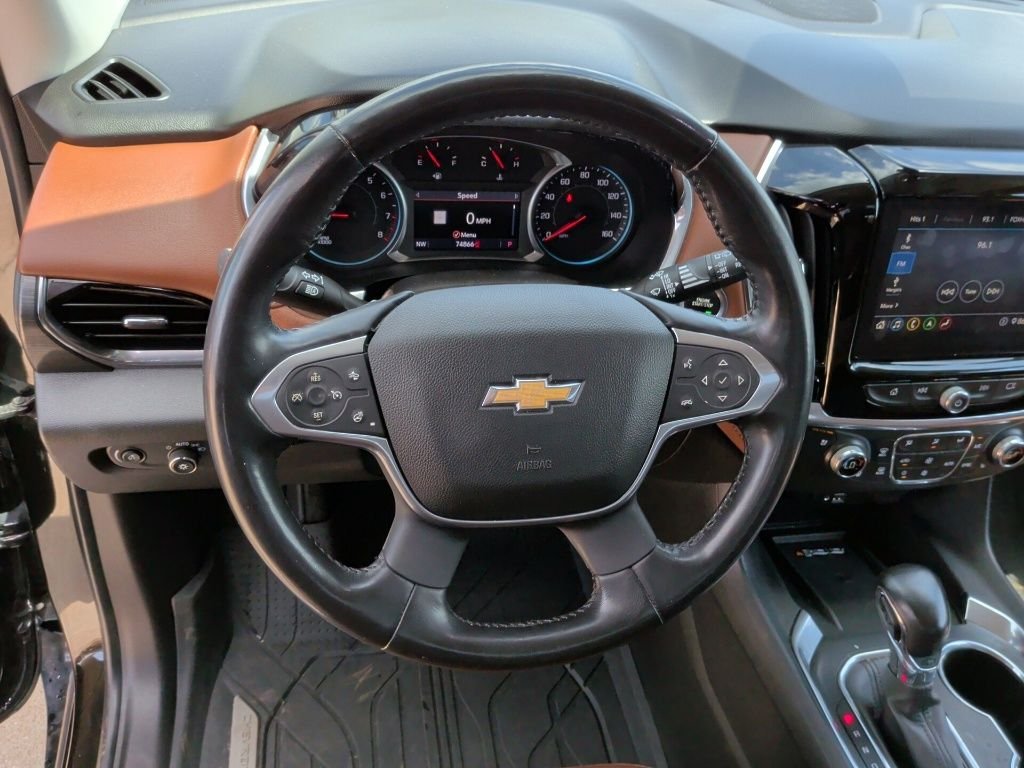 Used 2021 Black Chevrolet High Country image 17