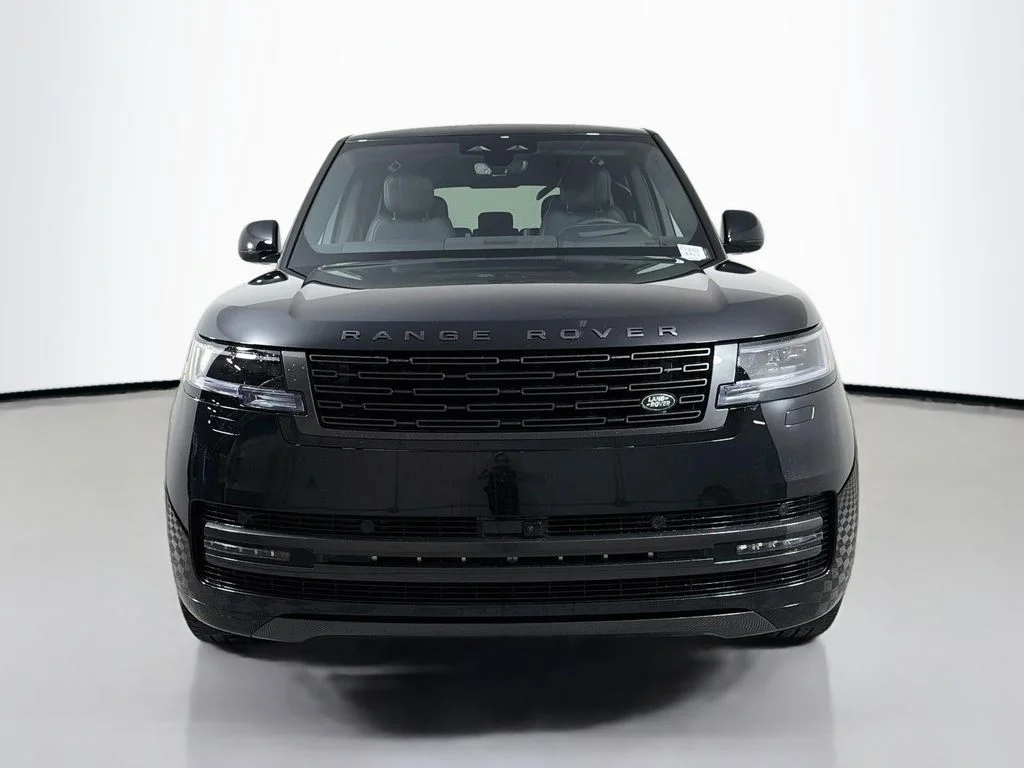 New 2026 Santorini Black Land Rover SE image 2