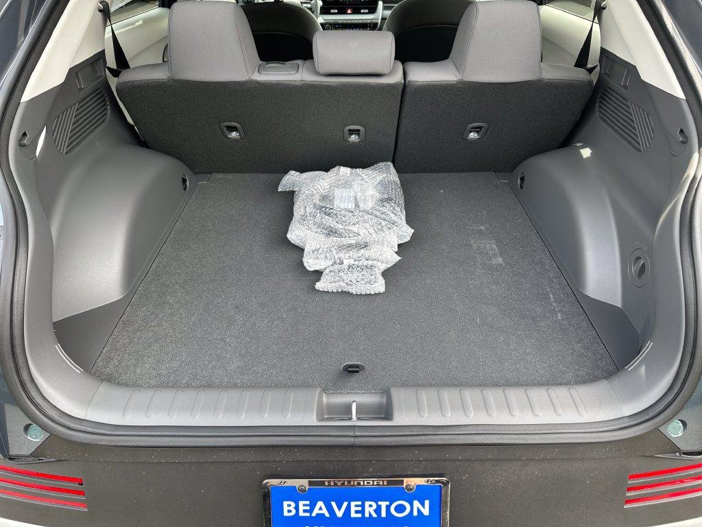 New 2027 Green Hyundai SE Standard Range image 17