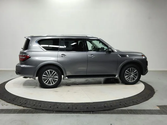Used 2024 Gray Nissan SL image 9