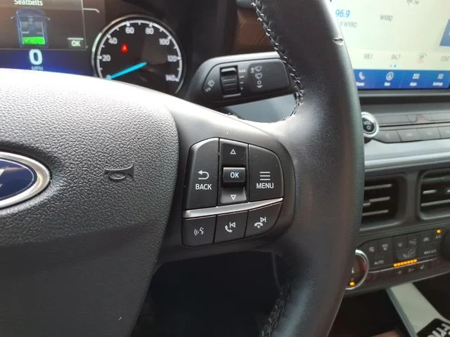 Used 2023 White Ford Lariat image 23