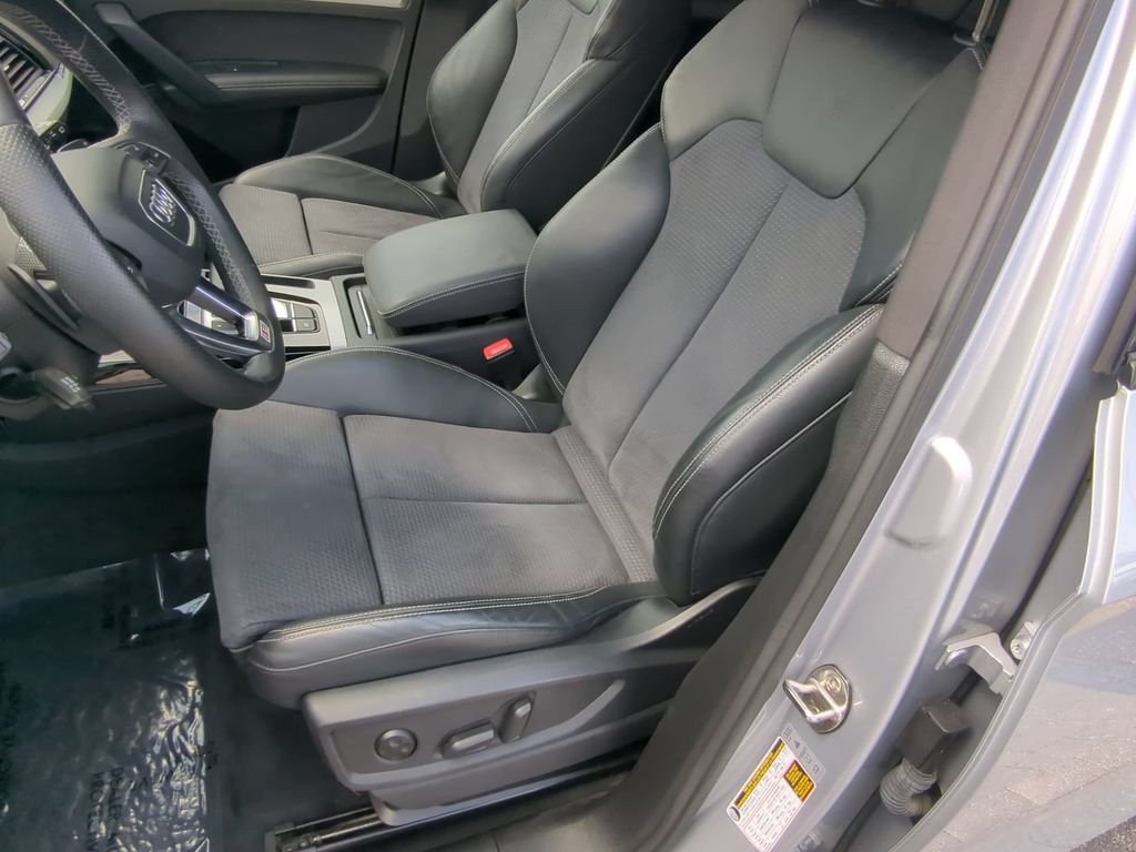 Used 2023 Silver Audi 55 Prestige image 22
